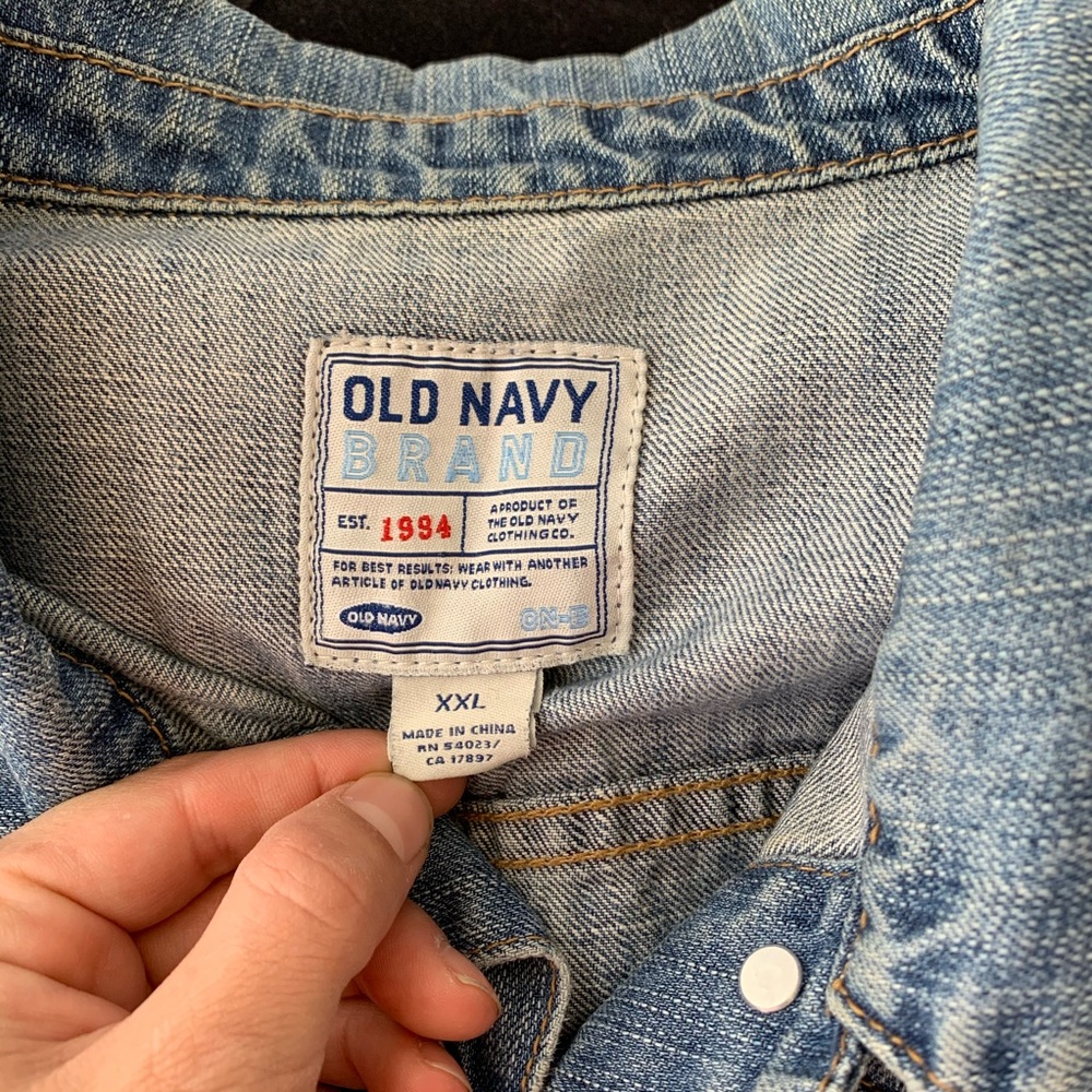 Old Navy Denim Jacket CA - Picture 5 of 5
